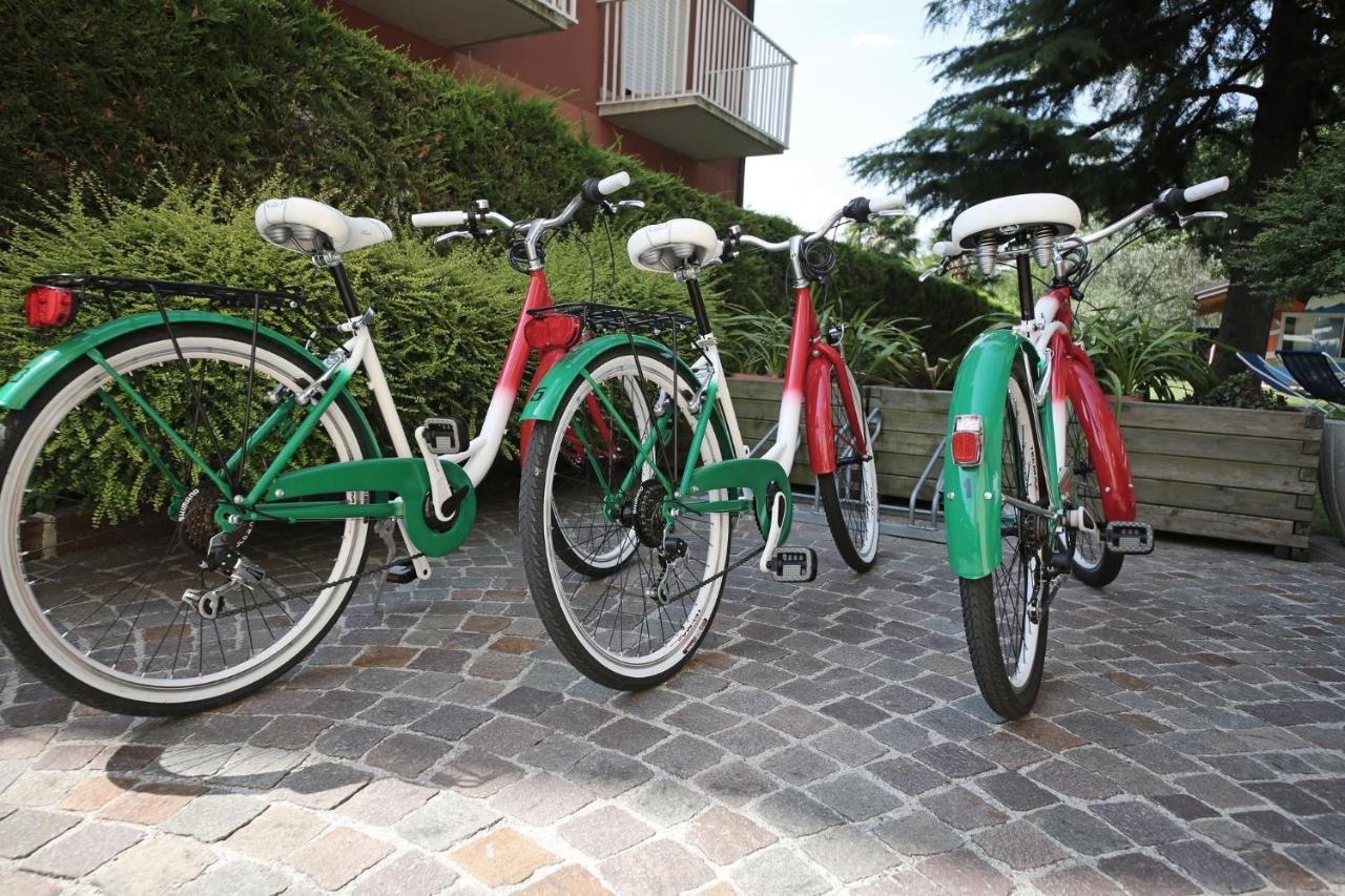 Hotel Villa Verde Torbole Sul Garda Exterior foto